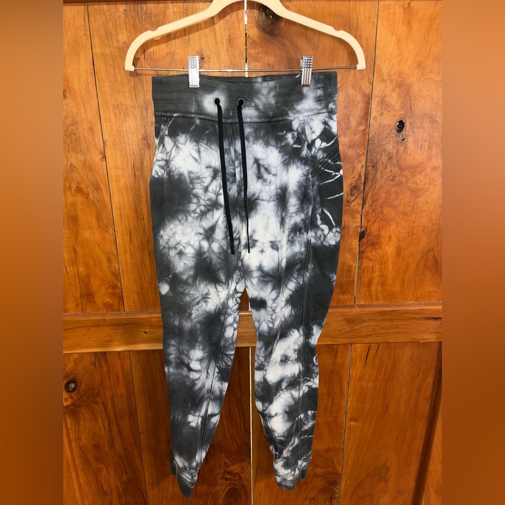 Lululemon Joggers